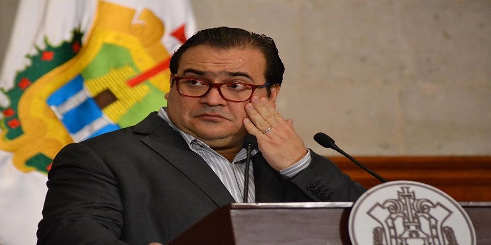 Javier Duarte presentará hoy su declaración patrimonial