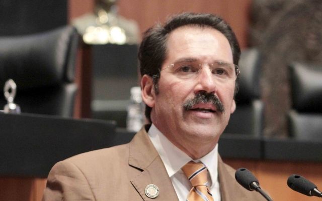 Senado pide retirar video de Gerardo Ortiz - Jesús-Casillas-Romero