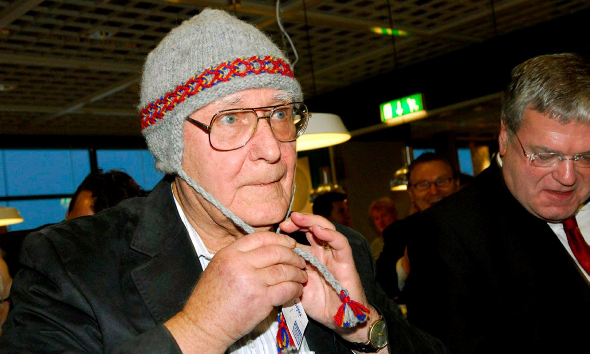 El multimillonario que compra ropa de segunda mano - Kamprad