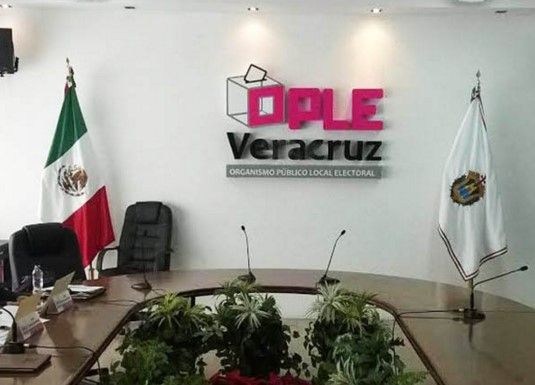Avalan candidatura independiente de Juan Bueno Torio - OPLE-Veracruz