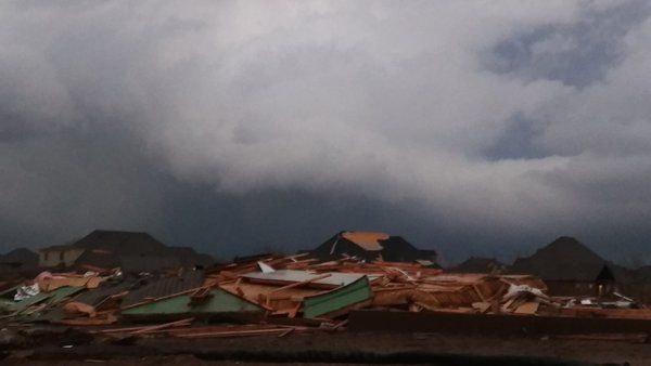 Nueve heridos por tornados en Oklahoma - Oklahoma-Tornado-4