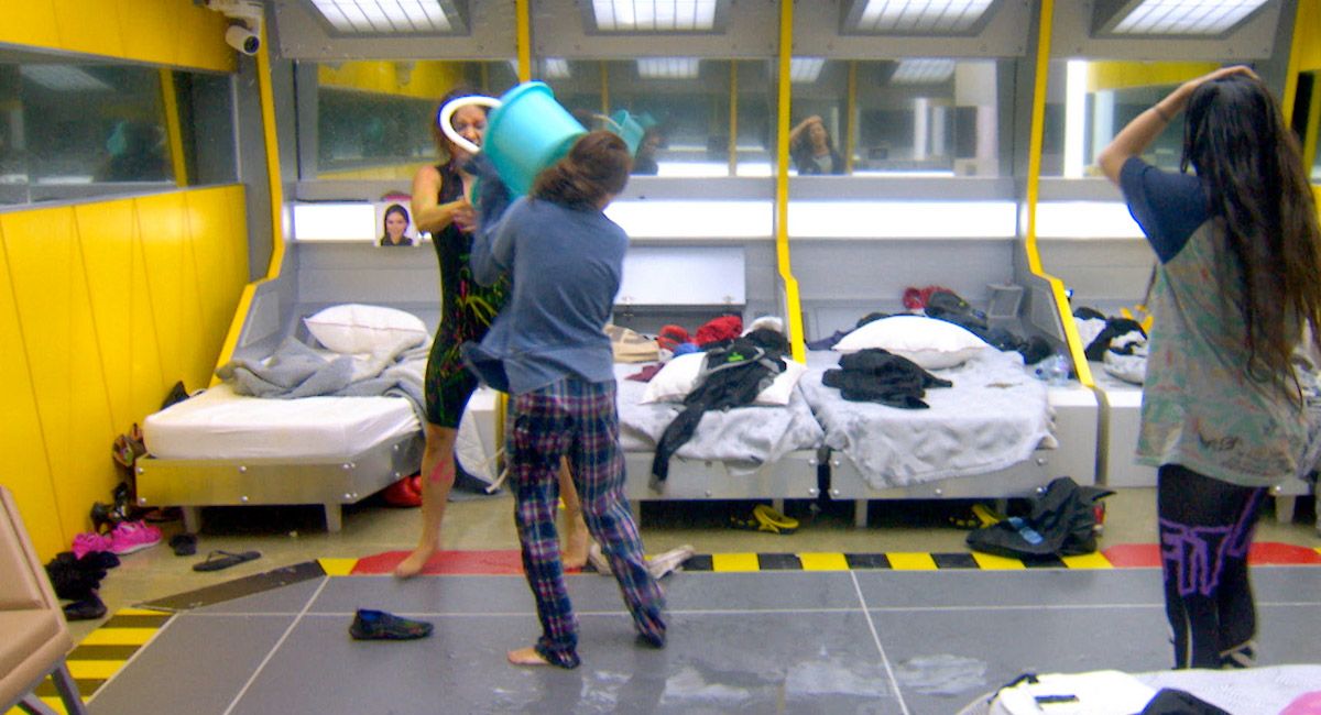 Ex concursante de Big Brother va por alcaldía en Tamaulipas - Pelea-shira-y-ana-Big-Borther-PM