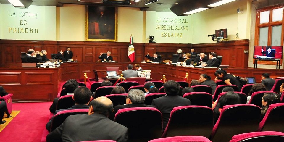 Suprema Corte aprueba exclusión de sindicatos magisteriales en el INEE