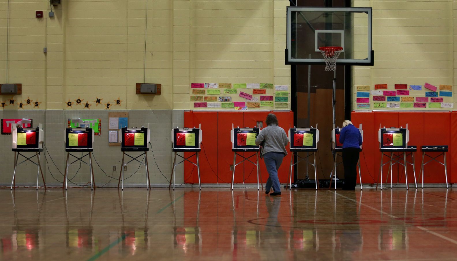 Arrasan Trump y Clinton en Super Martes - SOP_AP_SPANA_SPANELN_VA_USA_SPANVANOV102_EEUU_ELEC...__adan.delacruz@lopezdoriga.com_11