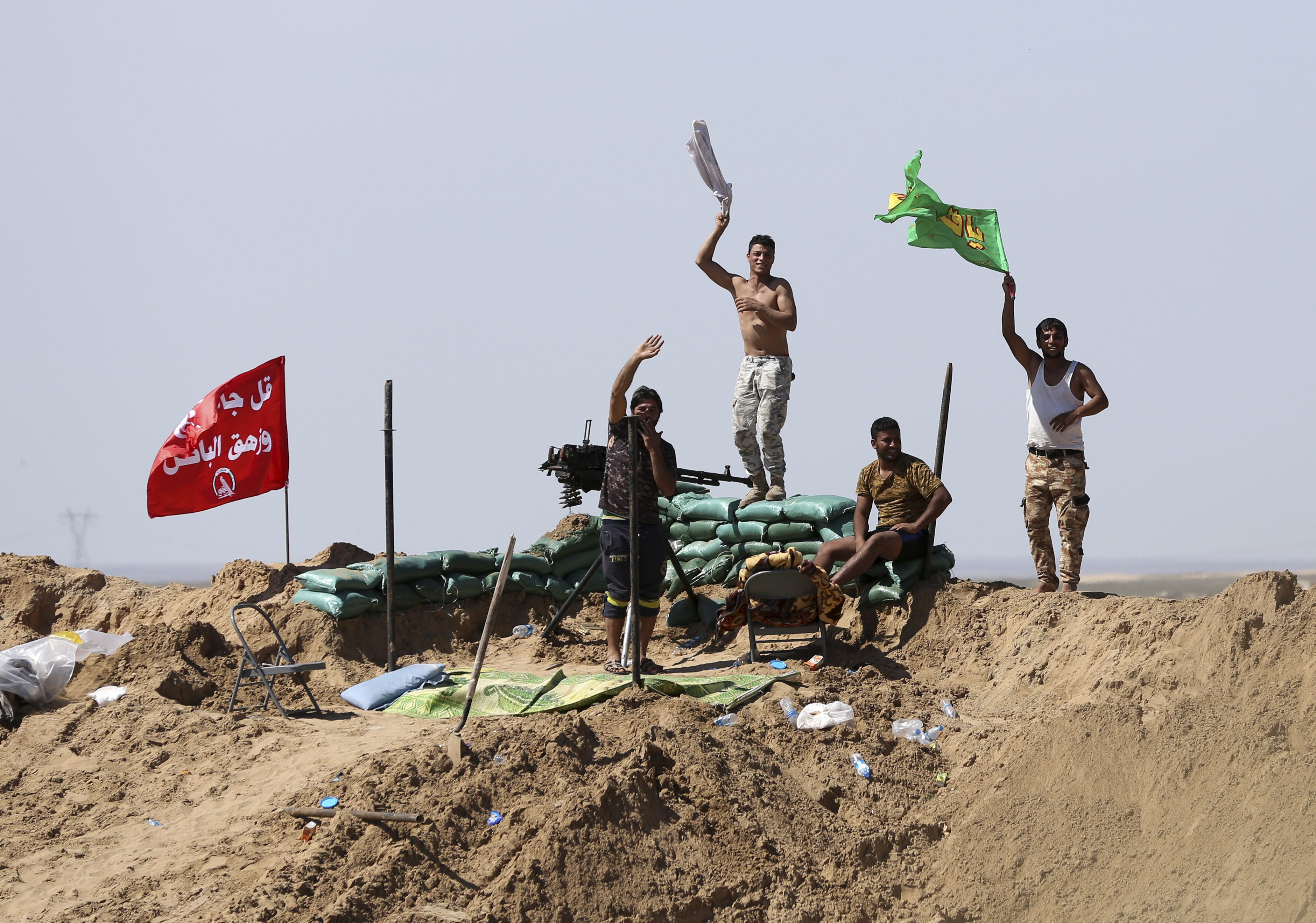 Estado Islámico tiene 400 elementos para atacar a Europa - SOP_AP_SPANI_SPANFILE__IRQ_SPANXMA505_SIRIA_RUSIA__adan.delacruz@lopezdoriga.com_3