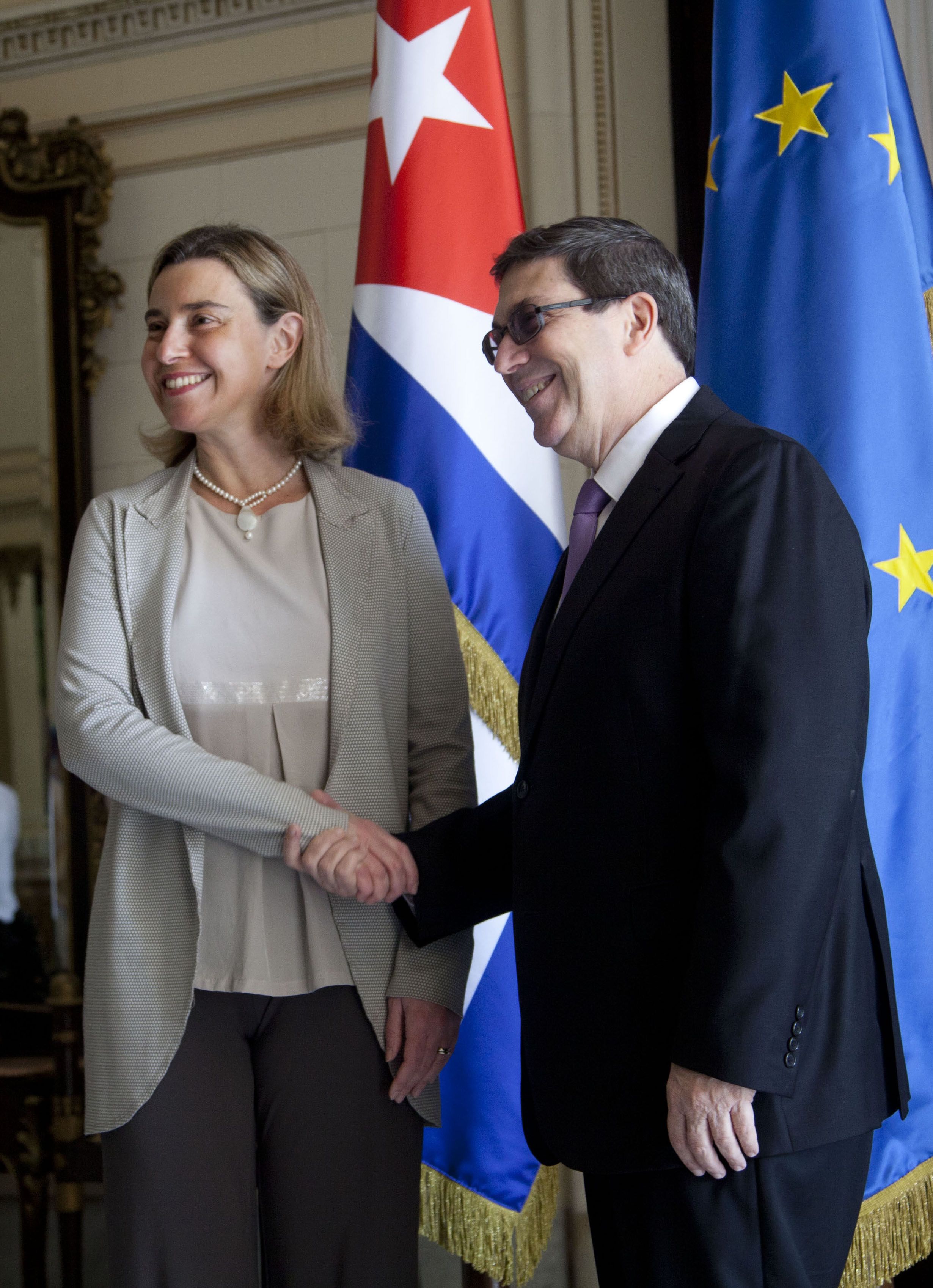 Cuba y Unión Europea normalizan relaciones - SOP_AP_SPANI_SPAN__CUB_SPANXRE103_CUBA_UNION_EUROP...__adan.delacruz@lopezdoriga.com_2