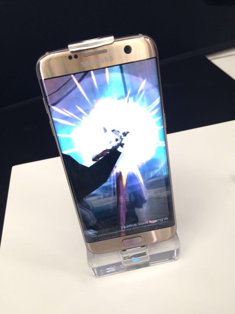 Samsung presenta sus teléfonos Galaxy S7 y S7 Edge - Samsung-presentacion-768x1024