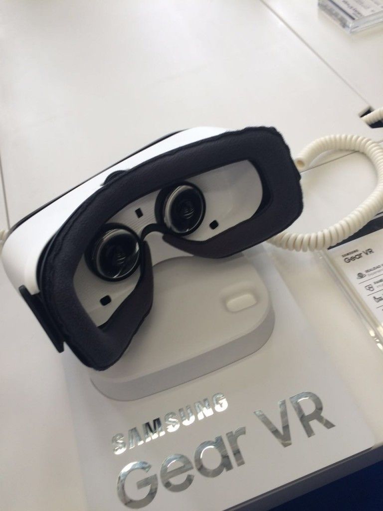 Samsung presenta sus teléfonos Galaxy S7 y S7 Edge - Samsung-presentacion7-768x1024