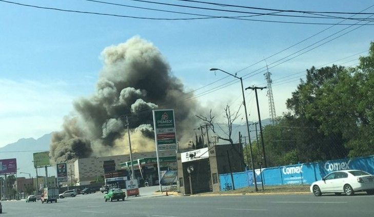 Se incendian instalaciones de la UANL