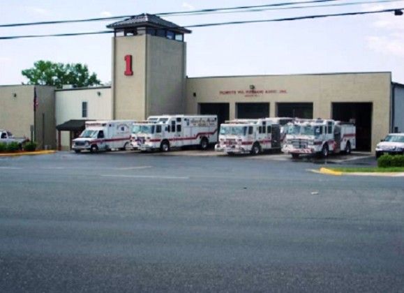 Suspenden a bomberos por ayudar a bebé epiléptica