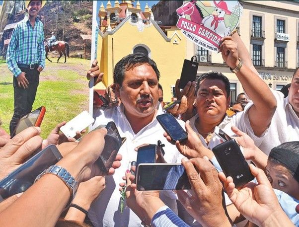 Padre lleva cuerpo de su hijo para exigir justicia en Veracruz - Veracruz-asesinato-16-años-ElDictamen