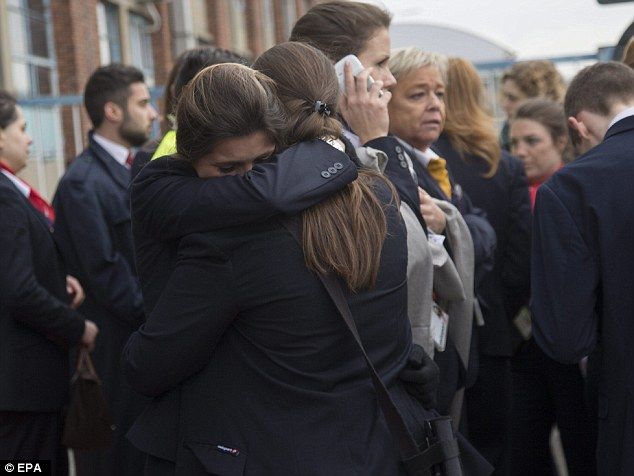 Pánico en Bruselas. Ataques terroristas dejan al menos 34 muertos - aeropuerto-bruselas-14