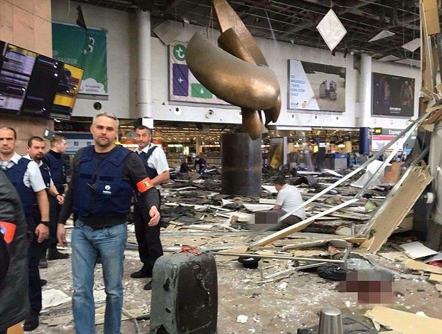 Los diez atentados terroristas recientes más violentos del mundo - aeropuerto-bruselas-7