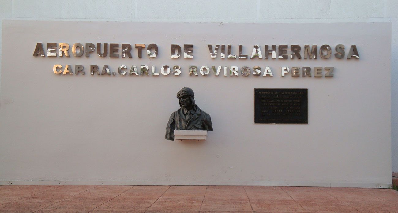 Suspenden operaciones en el aeropuerto de Villahermosa
