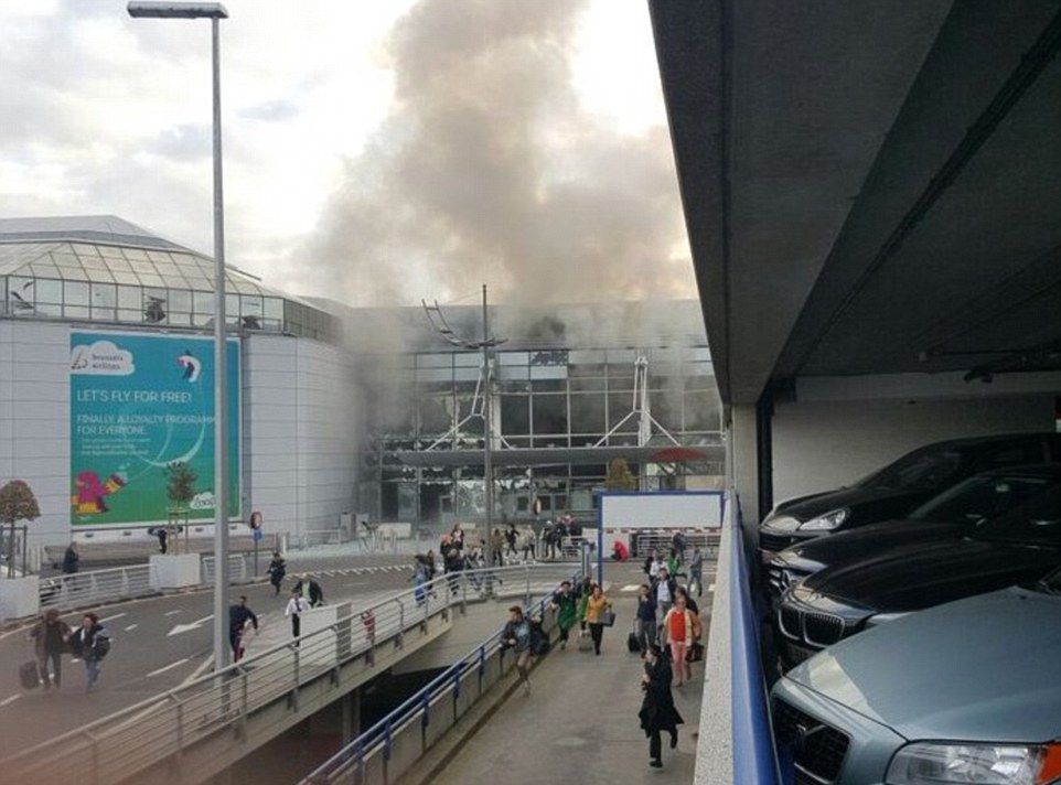 Pánico en Bruselas. Ataques terroristas dejan al menos 34 muertos - aeropuerto-zaventem-internet6