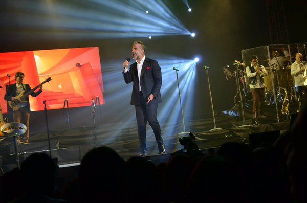 Alejandro Fernández emociona a sus fans en el festival Starlite - alejandro-fernandez-3