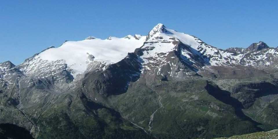 Mueren al menos seis personas por avalancha en Alpes italianos