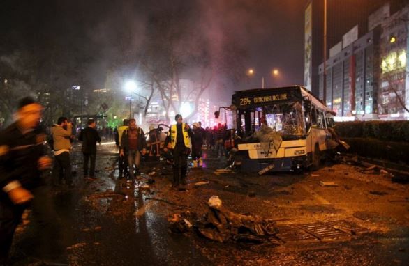 Explosión en Ankara de 27 muertos