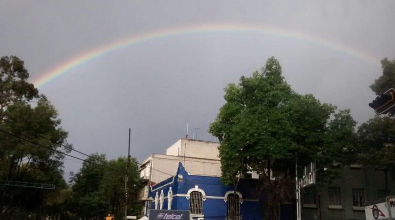 Fotos: arcoíris sorprende a capitalinos tras lluvia matutina - arcoiris-cdmx-9mar-mxqnoticias