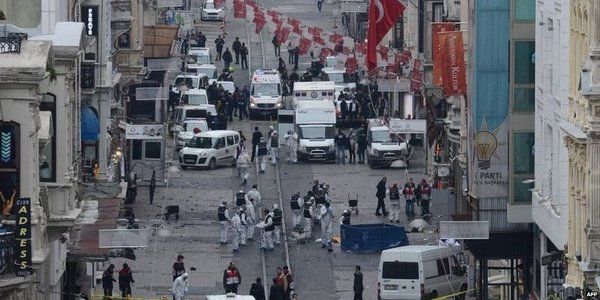 Atentado en Estambul deja cinco muertos y al menos 20 heridos