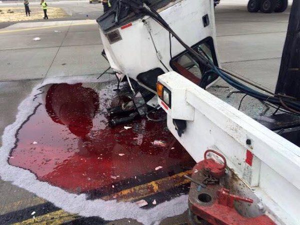 Avión de Iron Maiden sufre accidente en aeropuerto chileno - avion-iron-maiden-5