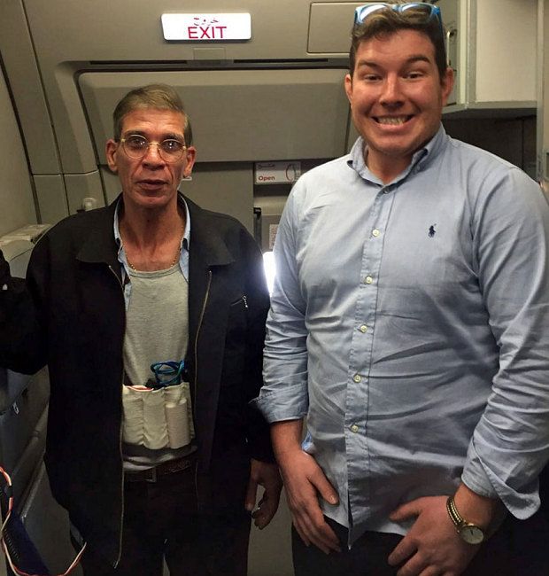 Ciudadano británico se toma foto con secuestrador de avión - ben-innes-terrorista-chipre-egipto