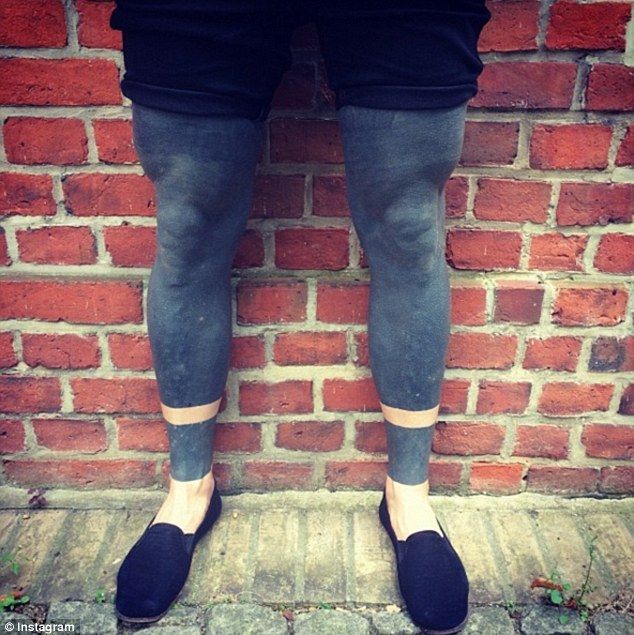 Blackout tattoos, la nueva tendencia en los tatuajes - blackout-