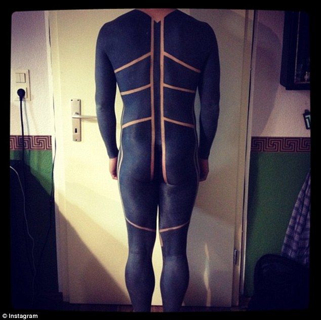 Blackout tattoos, la nueva tendencia en los tatuajes - blackout-1