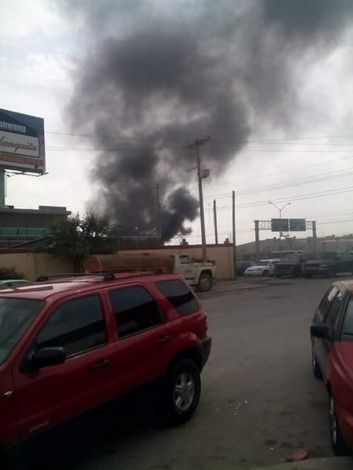 Otro día de bloqueos y balaceras en Reynosa