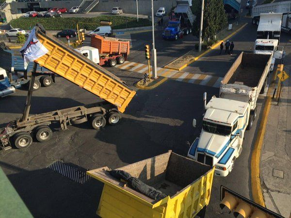 Termina bloqueo en Interlomas - bloqueos-interlomas-2