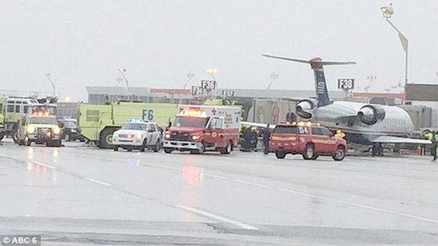 Camioneta choca con avión en aeropuerto de Filadelfia - camioneta-avion-choque