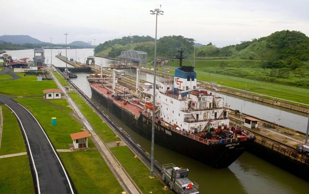 Ampliarán el Canal de Panamá - canal--1024x642