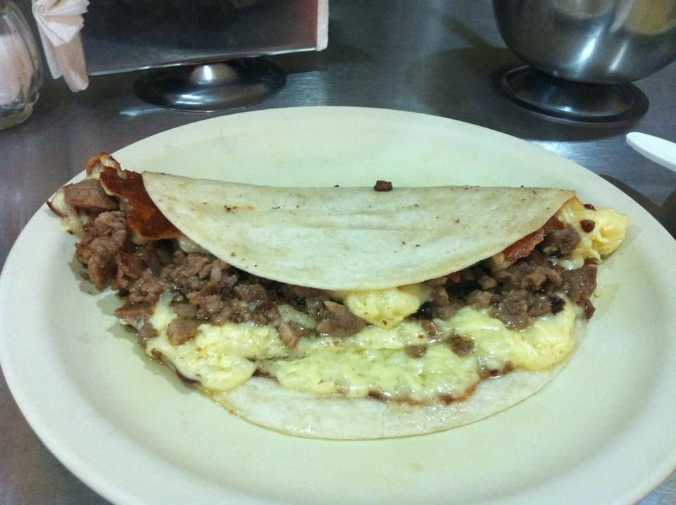 Veinte taquerías de la Ciudad de México para festejar el Día del Taco - costras