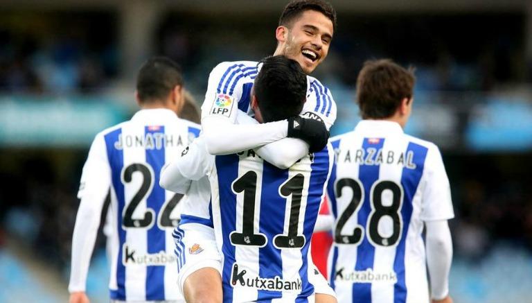 Diego Reyes anota con la Real Sociedad Diego Reyes anota con la Real Sociedad