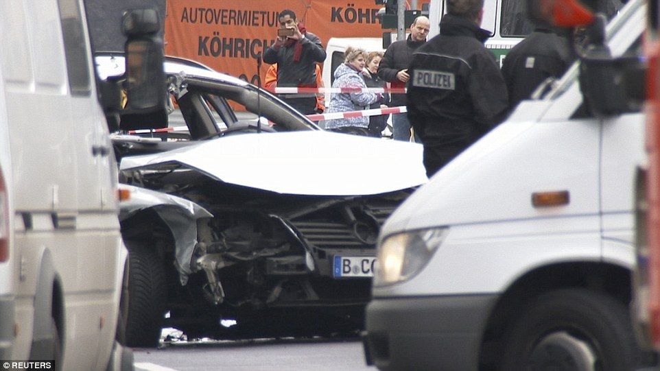 Explosión de auto en Berlín deja un muerto - explosion-berlin-3