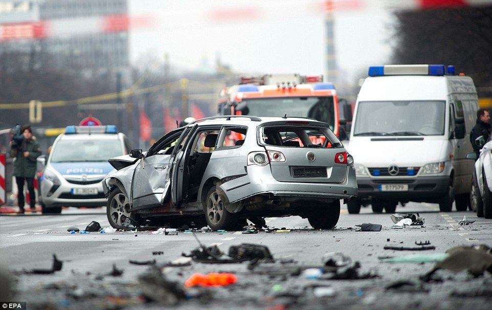 Explosión de auto en Berlín deja un muerto - explosion-berlin-5