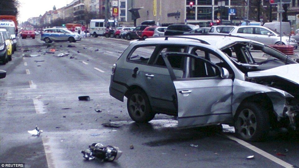 Explosión de auto en Berlín deja un muerto - explosion-berlin-6