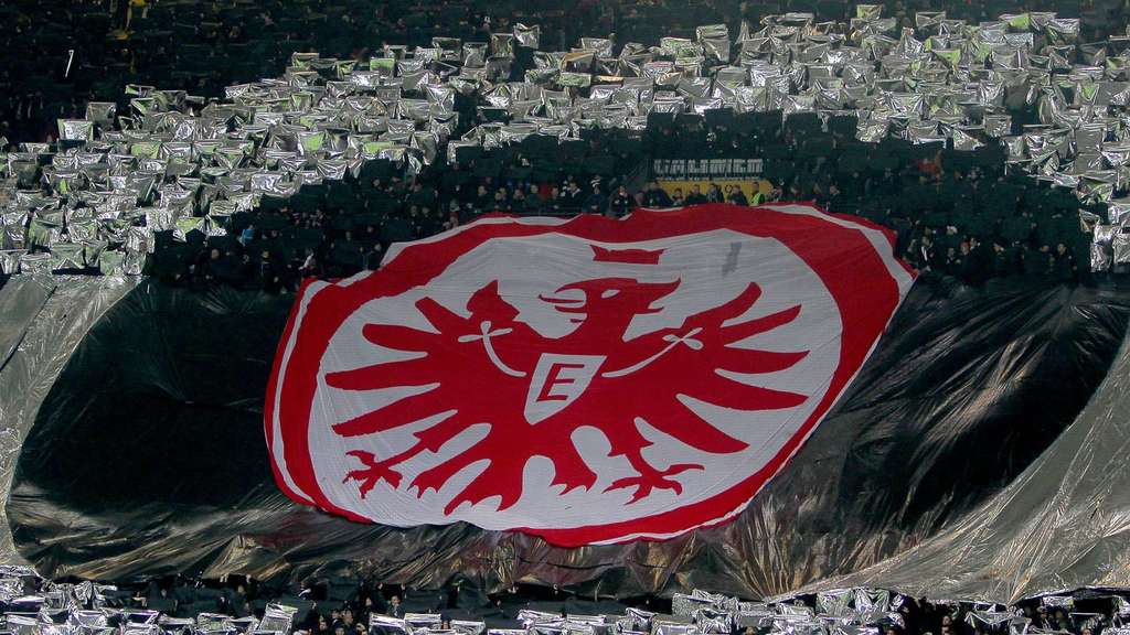 Eintracht Frankfurt se queda sin entrenador Eintracht Frankfurt se queda sin entrenador