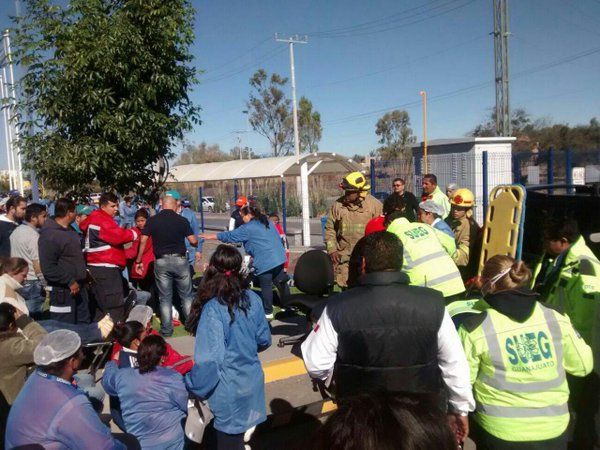 Sufren intoxicación 30 trabajadores por fuga de gas en Guanajuato - fuga-de-gas-guanajuato-1