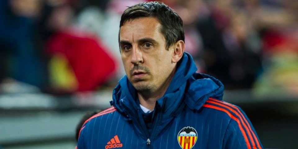 Valencia destituye a Gary Neville