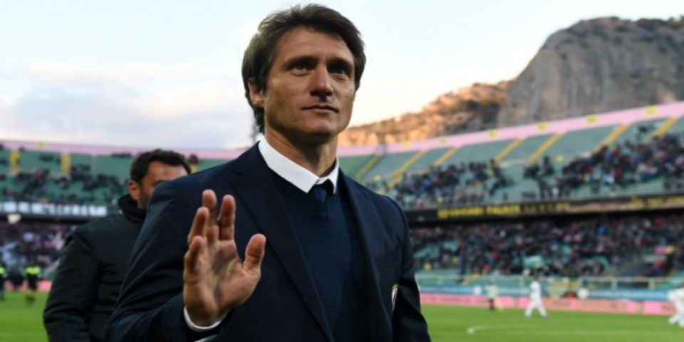 Boca presenta a Guillermo Barros Schelotto como su nuevo entrenador Boca presenta a Guillermo Barros Schelotto como su nuevo entrenador