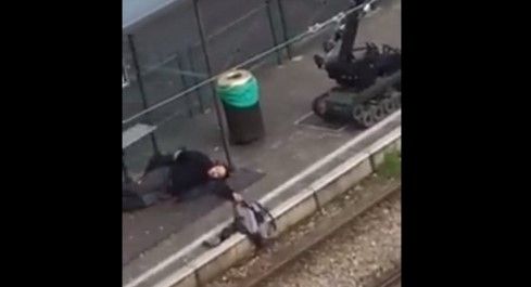 Detienen a presunto terrorista en estación de tranvía de Bruselas