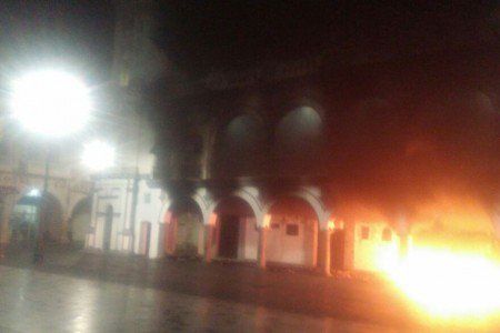 Se incendia fachada de Palacio Municipal de Veracruz - incendio-palacio-veracruz-4