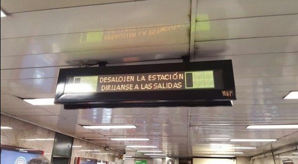 Ordenan desalojo de Metro de Madrid "por error informático" - metro-madrid-desalojo-Internet
