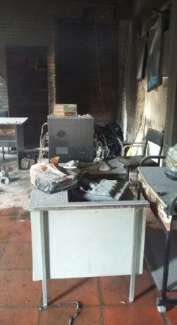 Incendian oficinas de Morena en Oaxaca - morena-incendio-oaxaca-cepco_goboax2