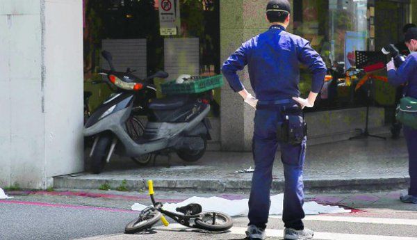 Decapitan a niña pequeña en ataque 'aleatorio' - nina-decapitada-taiwan