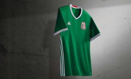 Presentan la nueva playera de la Selección Mexicana