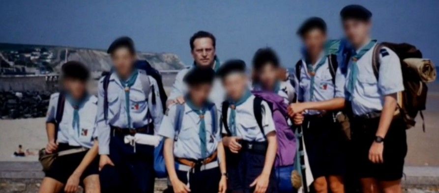 Escándalo de pederastia lleva a cardenal francés a los tribunales