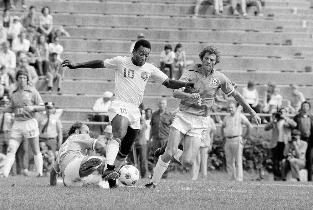 Los deportistas retirados mejor pagados del 2015 - pele