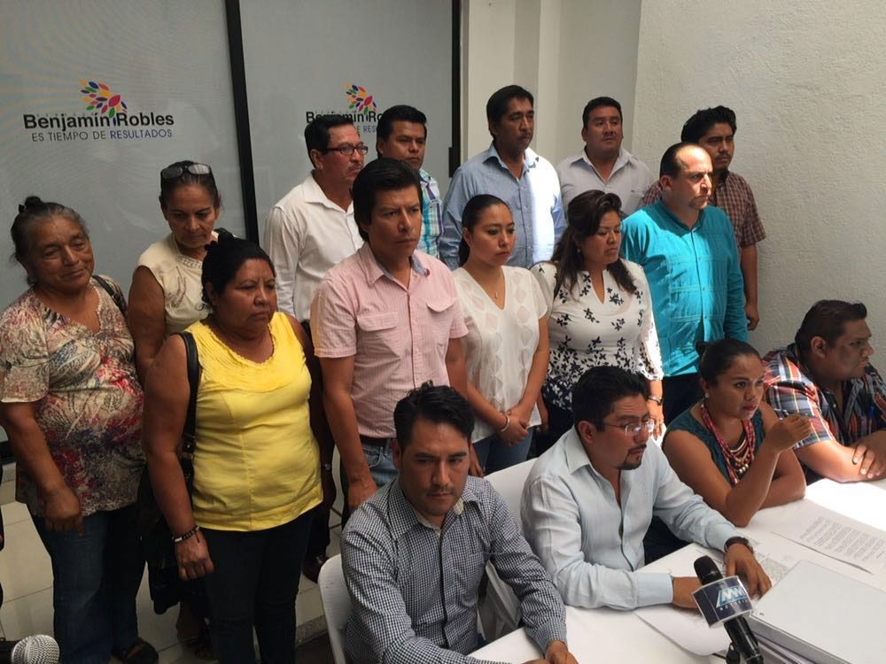 Renuncian precandidatos al PRD en Oaxaca. Apoyarán a Benjamín Robles - prd2